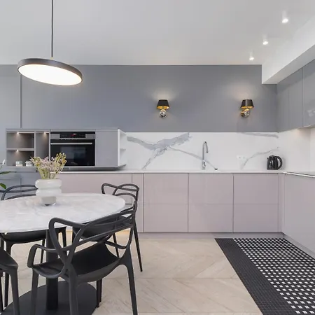Apartament Augustianska - Private Parking - Kazimierz District *